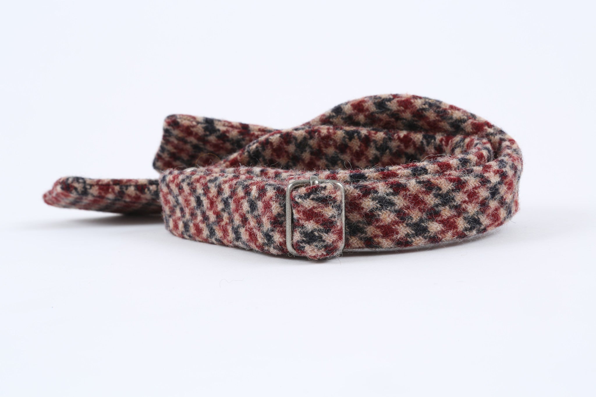 Wool Houndstooth Point Bow Tie